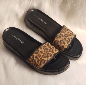 Donald Pliner Sandals (Cheetah Print) 8.5